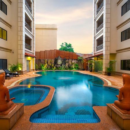 Hotel Dragon Royal Angkor Siem Reap Esterno foto