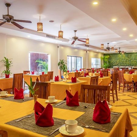 Hotel Dragon Royal Angkor Siem Reap Esterno foto