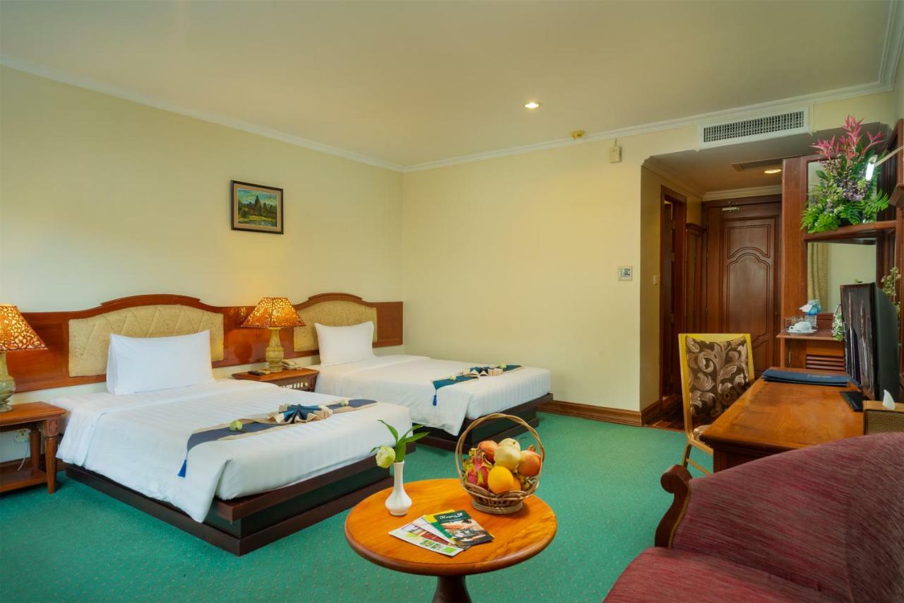 Hotel Dragon Royal Angkor Siem Reap Esterno foto