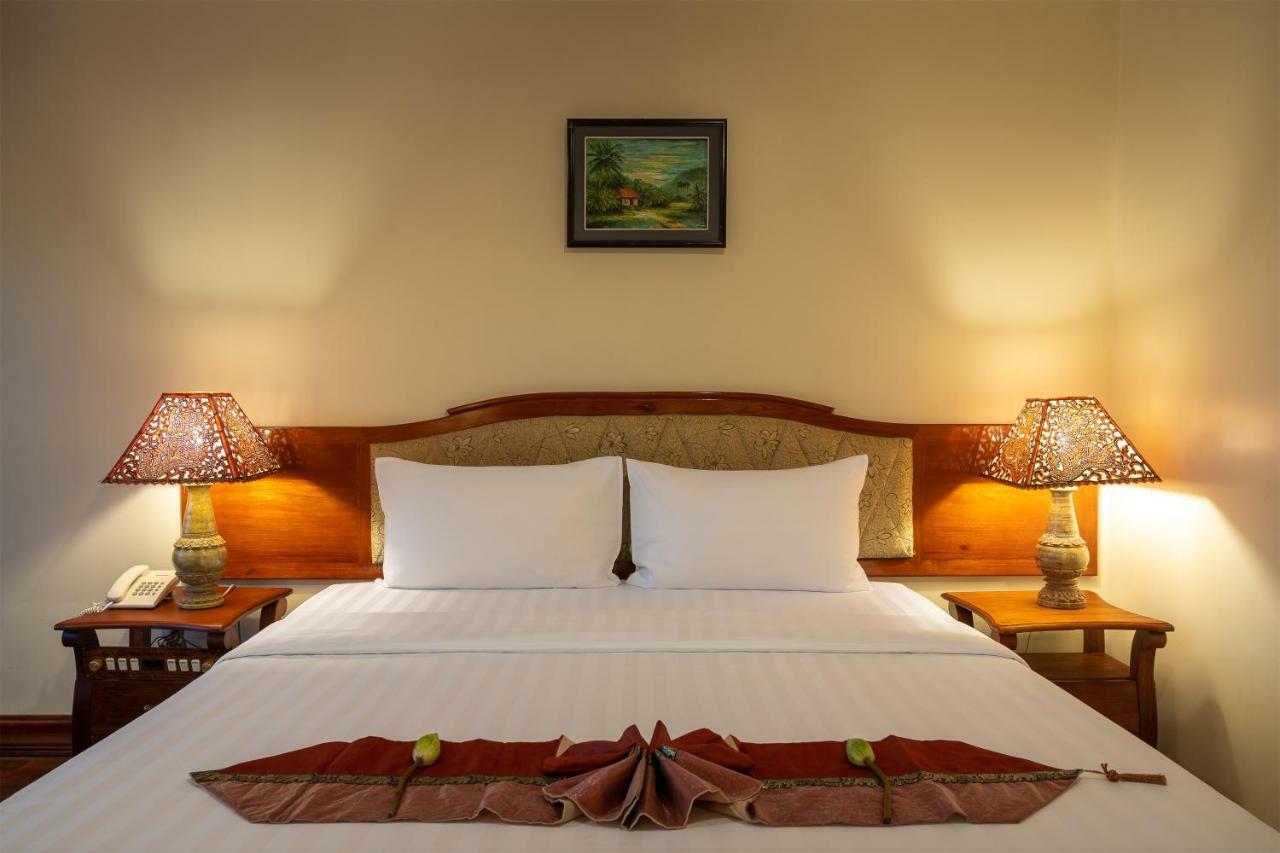 Hotel Dragon Royal Angkor Siem Reap Esterno foto