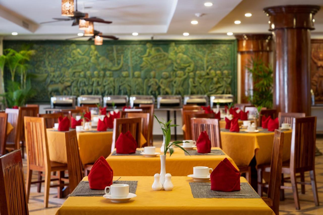 Hotel Dragon Royal Angkor Siem Reap Esterno foto