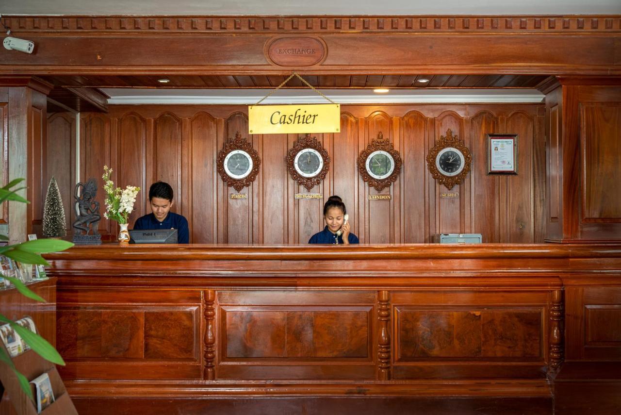 Hotel Dragon Royal Angkor Siem Reap Esterno foto