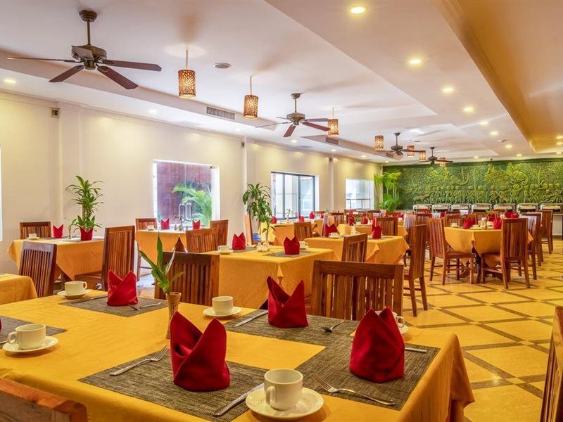 Hotel Dragon Royal Angkor Siem Reap Esterno foto