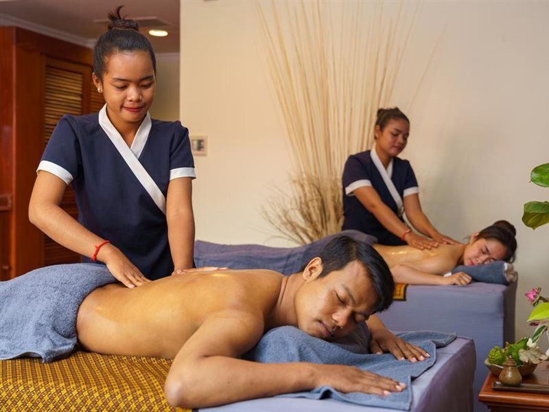 Hotel Dragon Royal Angkor Siem Reap Esterno foto